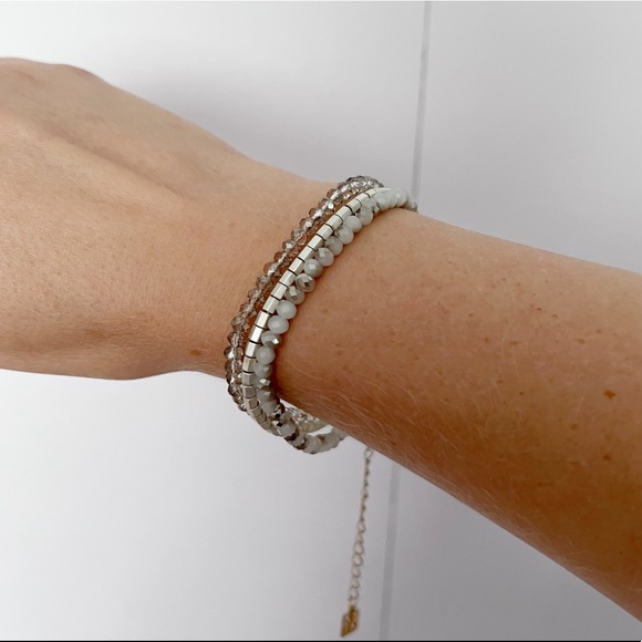 Beaded Three Strand Bracelet with Gold Toned Clasp - Picture 5 of 10